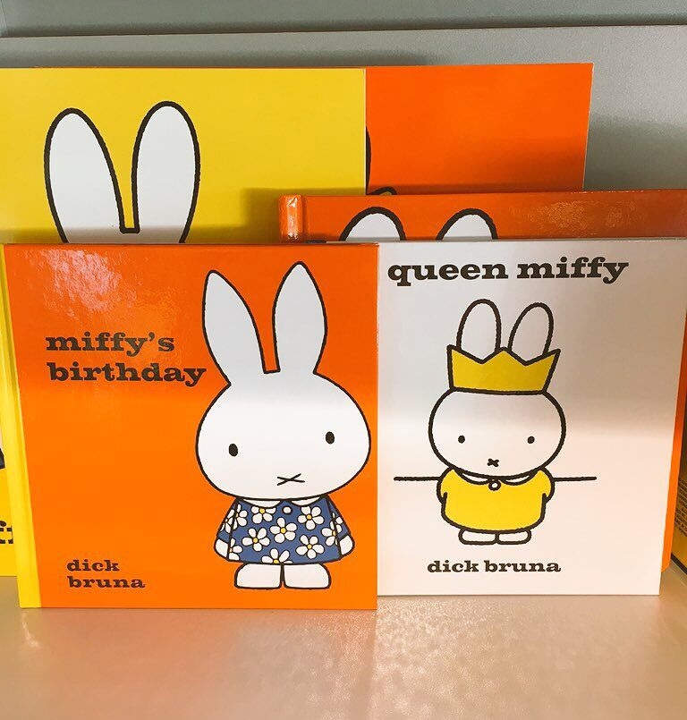 Miffy books at the airport!